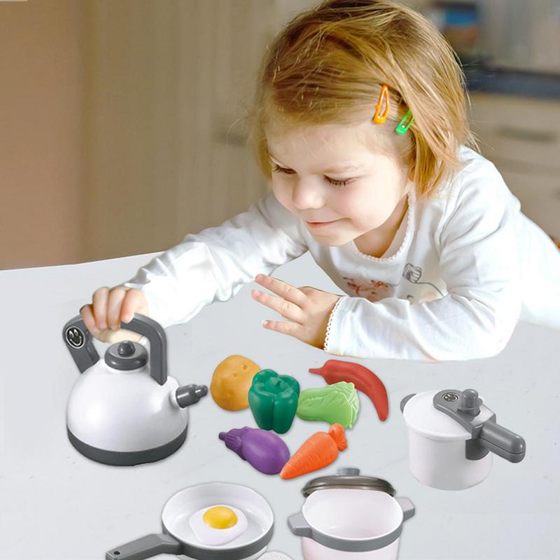 18 Pcs Kitchen Pretend Play Toys Kit Cookware Pots and Pans Set Cooking Utensils Cutting Vegetables Kitchen Accessories for Kids